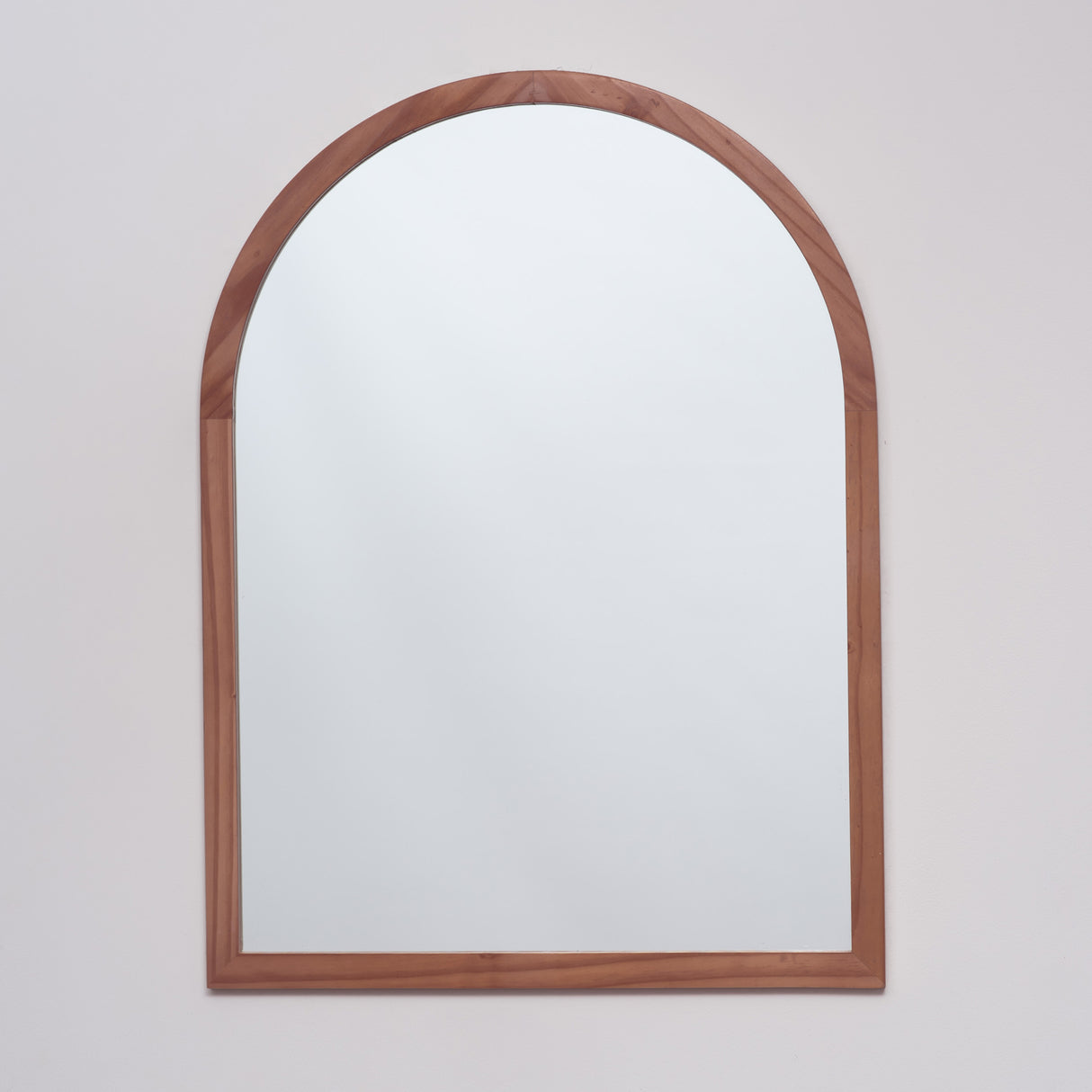 Espejo Visee Arco Superior Tabaco 60x80cm con Marco en Madera - Espejos Decorativos | Bylmo