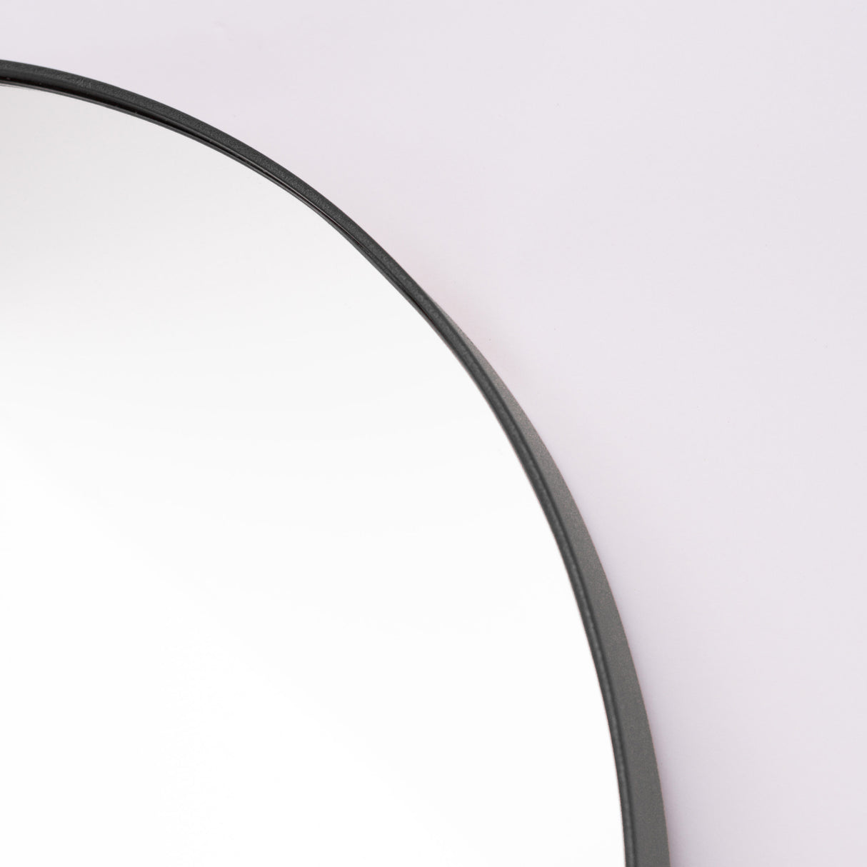 Espejo Visee Ovalado Negro 60x160cm con Marco Metálico - Espejos Decorativos | Bylmo