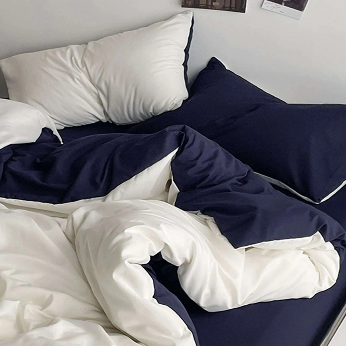 Duvet Lilis Azul Oscuro Blanco Para Cama Queen 160x190cm - Tendidos y Cubrelechos | Bylmo