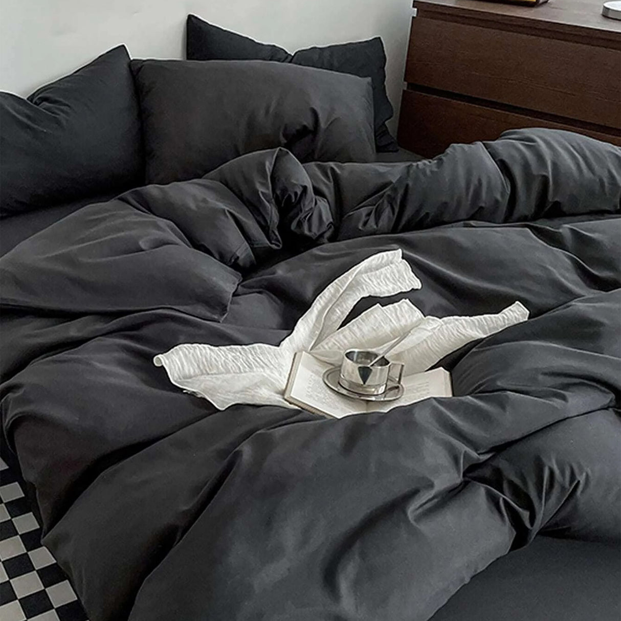 Duvet Lilis Negro Para Cama Doble 140x190cm - Tendidos y Cubrelechos | Bylmo