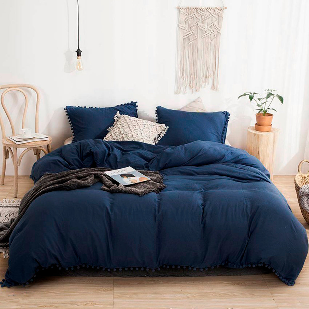Edredón Boress Azul Oscuro Para Cama Semidoble 120x190cm - Tendidos y Cubrelechos | Bylmo