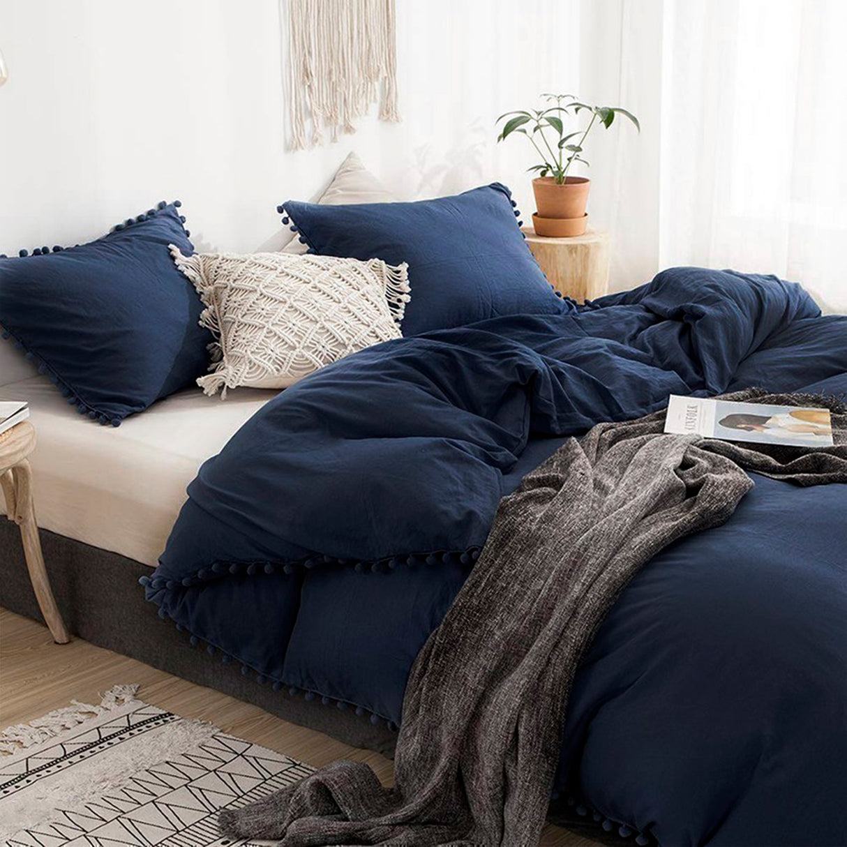 Edredón Boress Azul Oscuro Para Cama King 200x190cm - Tendidos y Cubrelechos | Bylmo