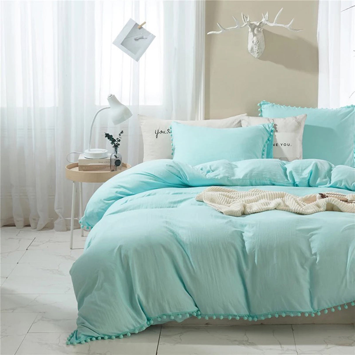 Edredón Boress Azul Claro Para Cama King 200x190cm - Tendidos y Cubrelechos | Bylmo