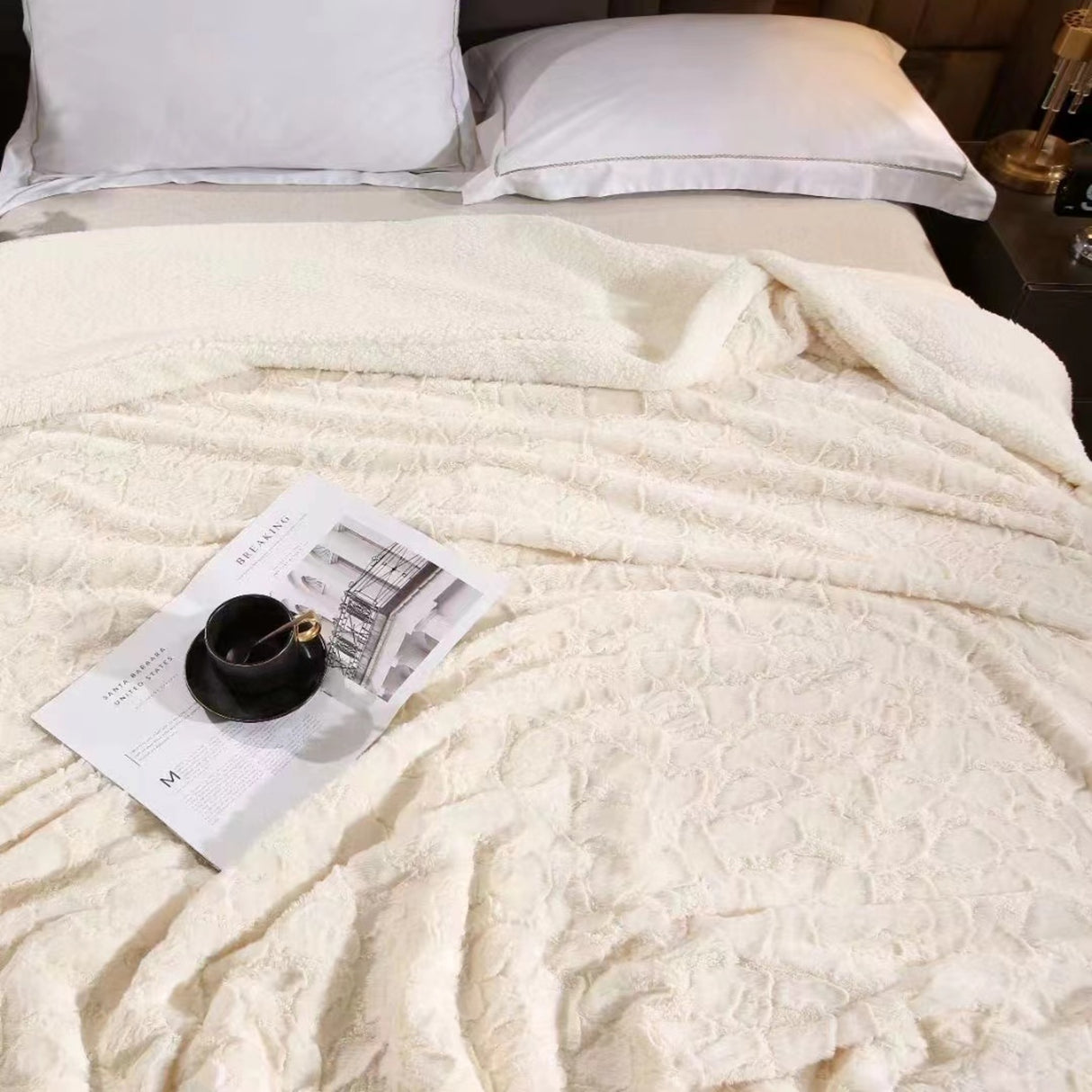 Cobija Ovejera Oleo Wrap Crema 180x200 Muy Suave - Cobijas | Bylmo