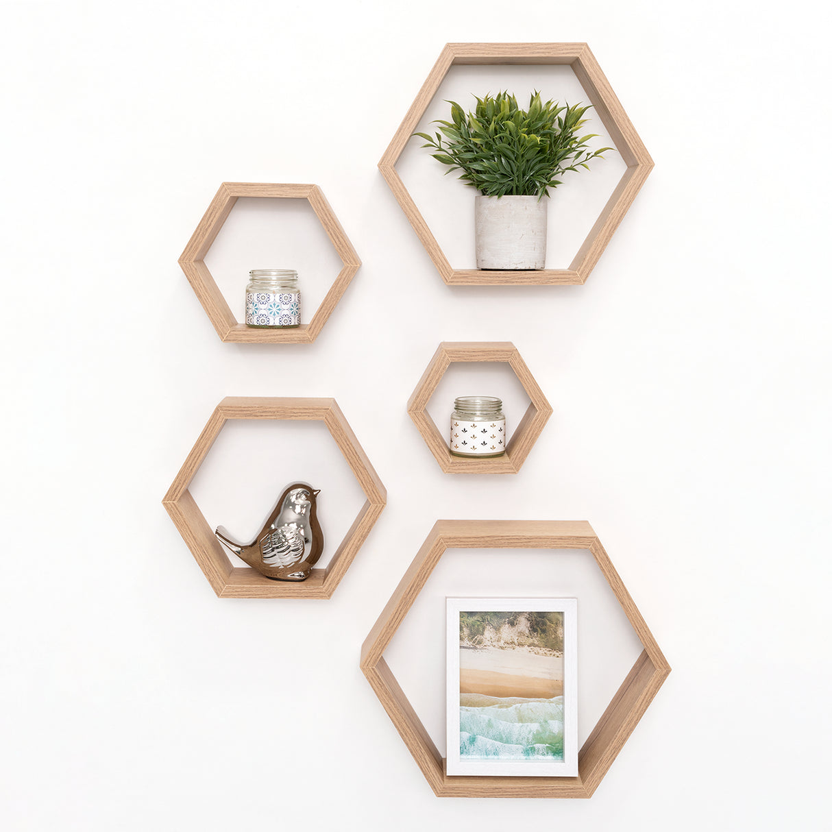 Set de 5 Repisas Grace Cafe Claro Hexagonal Flotantes de Diferentes Medidas - Repisas y Percheros | Bylmo