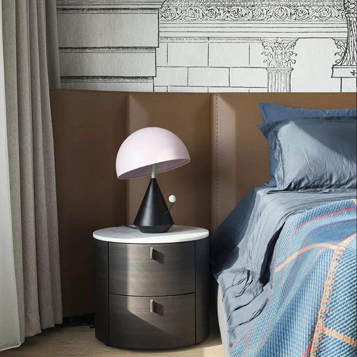 Lámpara de Mesa Throne Negro 30x43cm con Bombilla - Iluminacion | Bylmo