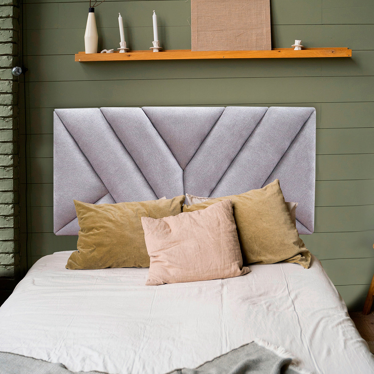 Cabecero Hug Gris Claro 160x60cm en la Pared Para Cama Queen - Cabeceros | Bylmo