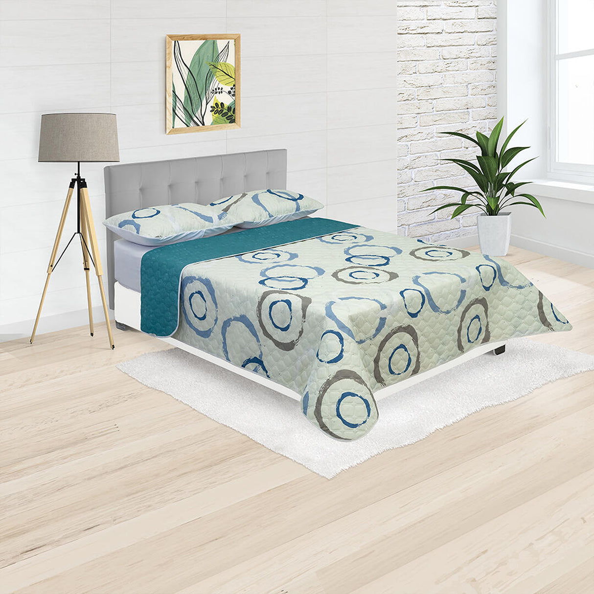 Cubrelecho Termosellado Blanco y Verde Oscuro 140x190cm Doble Faz de Triangulos - TENDIDOS Y CUBRELECHOS | Bylmo