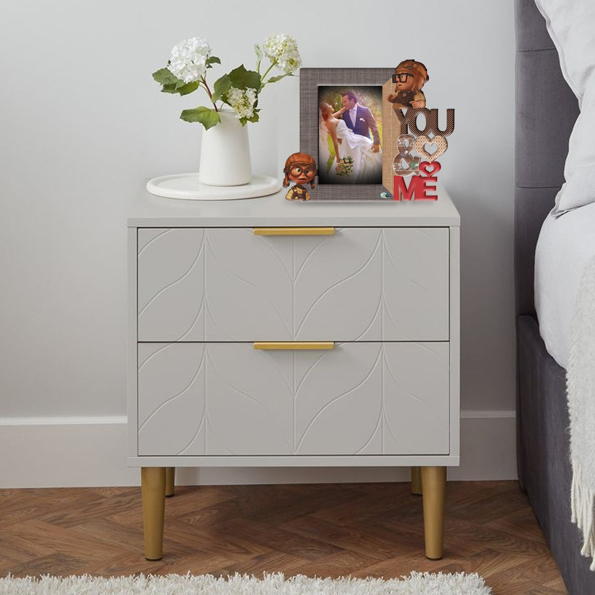 Portarretrato You and Me Crema y Gris 20x23cm sin Marco y con Vidrio Protector - PORTARRETRATOS | Bylmo