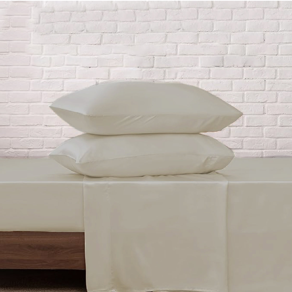 Juego de Sabanas de Satín Beige 140x190cm 300 Hilos con Dos Sábanas y Dos Fundas de Almohada - SABANAS | Bylmo