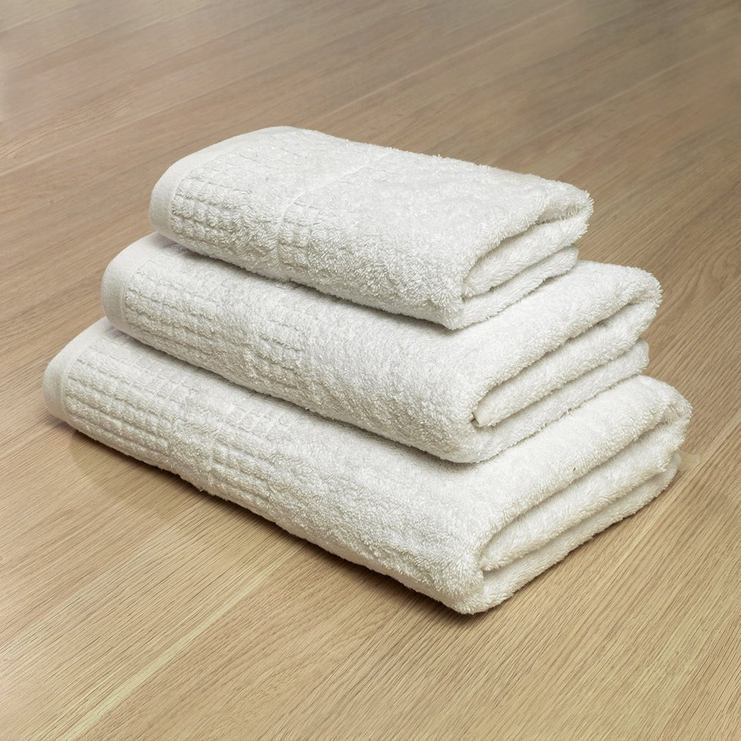 Toalla de Cuerpo Eleganth Blanco 70x140cm Fondo Entero - TOALLAS | Bylmo