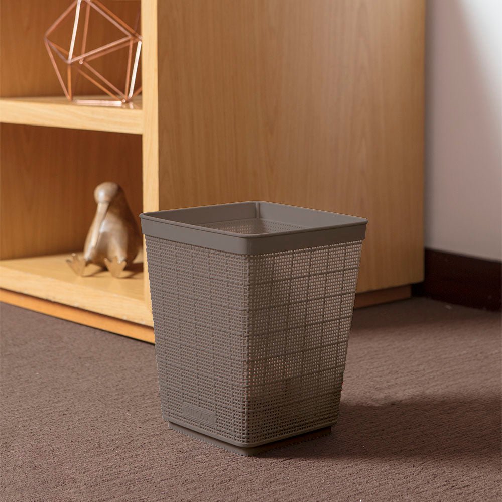 Papelera Rimax Moca 19.6x24.1cm de 6 Litros para Papeles sin Tapa - BASUREROS Y PAPELERAS | Bylmo