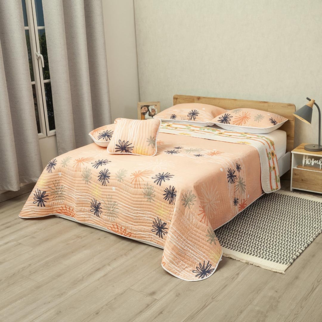 Cubrelecho Verano Eterno Beige y Naranja Claro para Cama Sencilla 100 X 190 Cm Prensado de Flores - TENDIDOS Y CUBRELECHOS | Bylmo