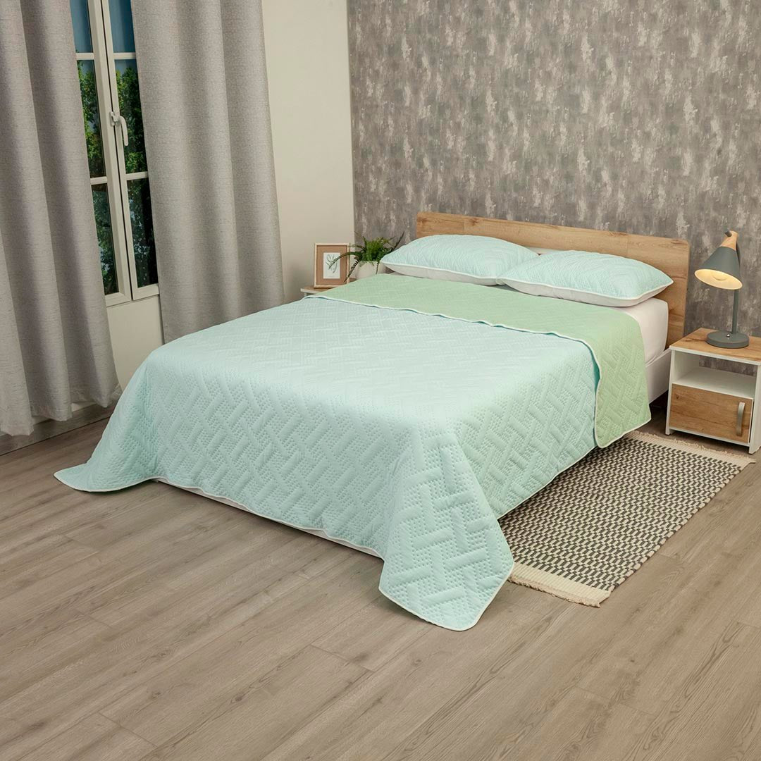 Cubrelecho Termosellado Cotton Sense Verde y Azul para Cama King 200 X 200 Cm Fondo Entero - TENDIDOS Y CUBRELECHOS | Bylmo