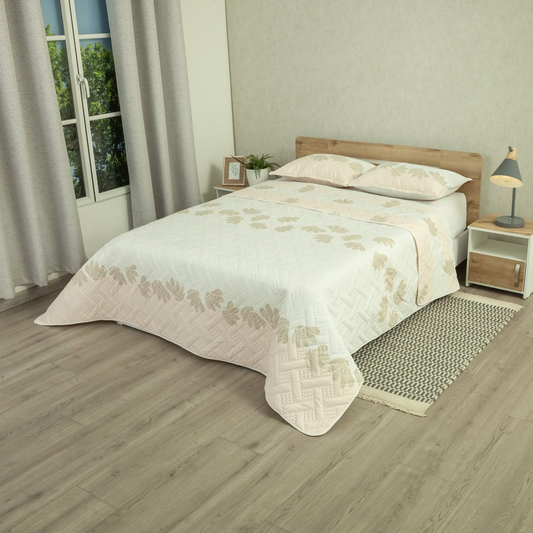 Cubrelecho Doble Faz Style Encanto Pastel Rosa Claro y Blanco para Cama King 200 X 200 Cm de Hojas - TENDIDOS Y CUBRELECHOS | Bylmo