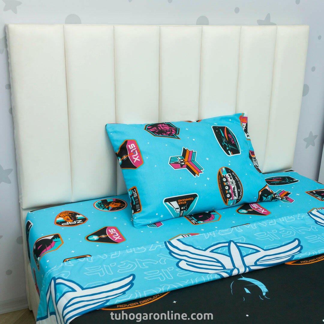 Combo Juego de Sabanas y Cortina Infantil Disney Negro y Azul para Cama Semidoble 120 X 190 Cm de Buzz Lightyear - SABANAS | Bylmo