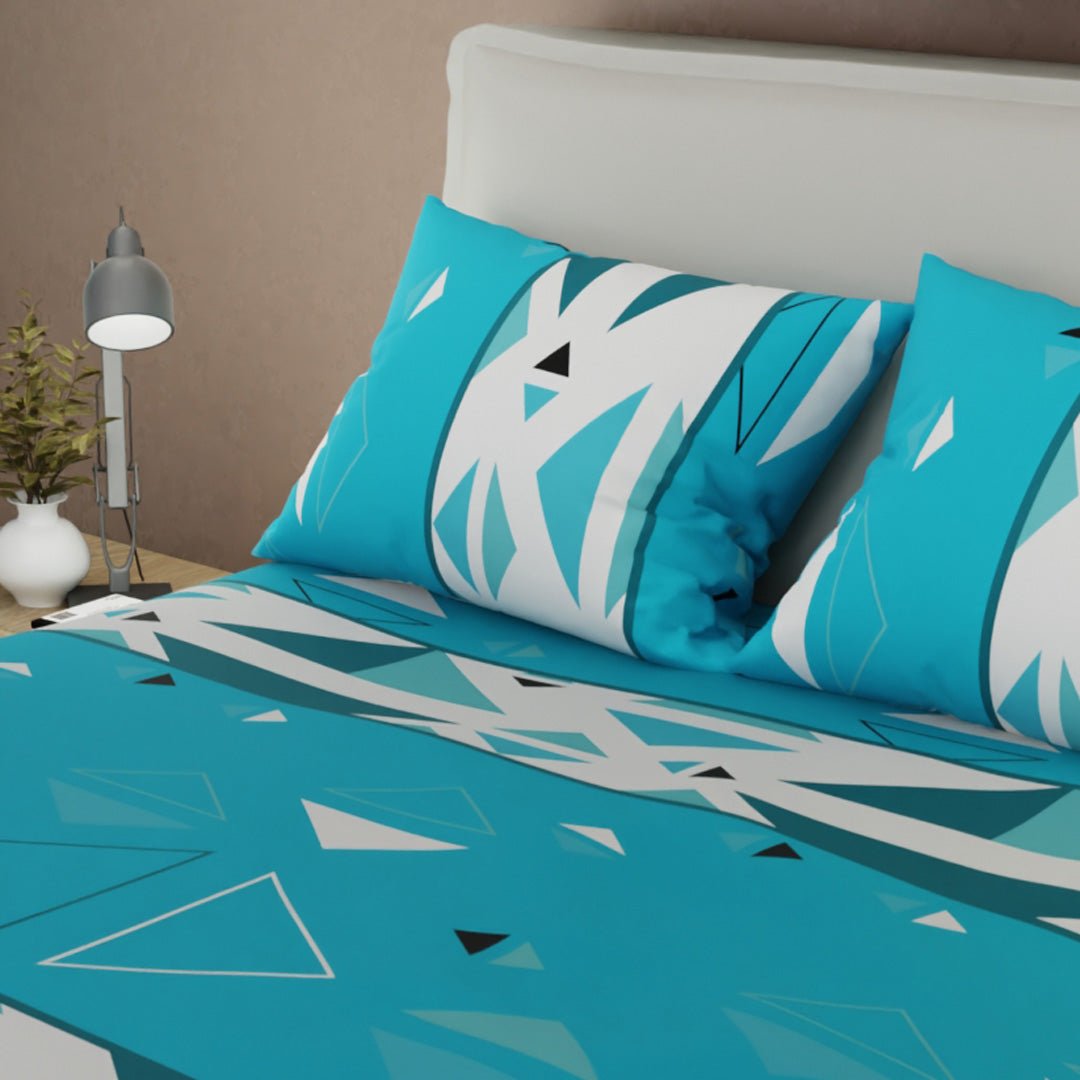 Combo Juego de Sabanas y Cortina Pulse Moderno Azul y Blanco para Cama Doble 140 X 190 Cm de Triangulos - SABANAS | Bylmo