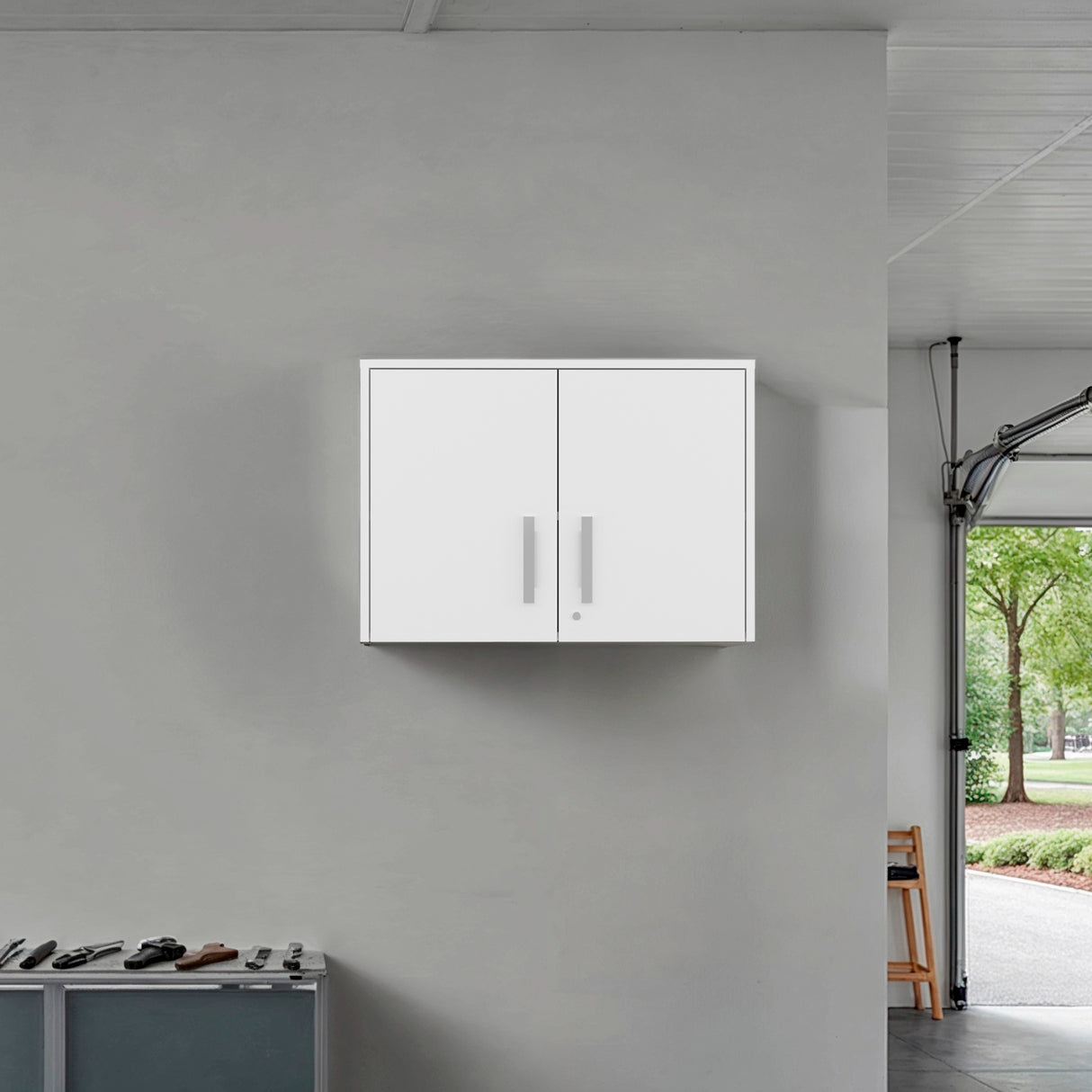 Gabinete Superior de Garaje Blanco 70x50cm con Un Entrepaño y Tres Compartimientos - GABINETES SUPERIORES PARA GARAJE | Bylmo