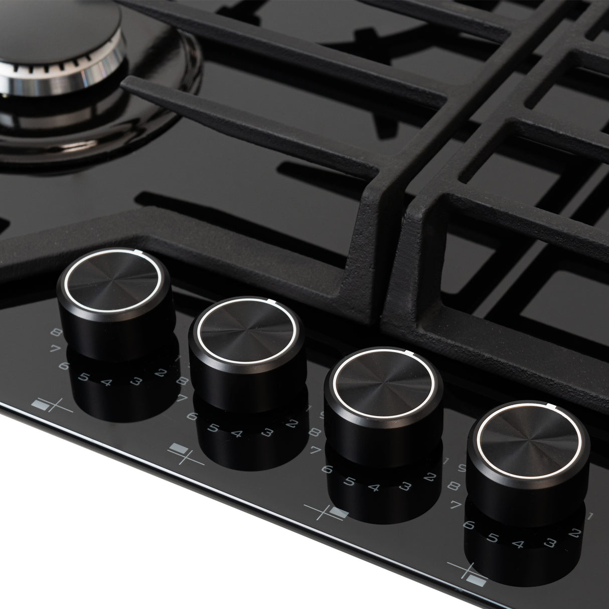 Estufa de Empotrar Challenger Cristal Squadra Negro 65x52cm para Gas Natural con Tres Quemadores y Un Quemador Triple Corona - ESTUFAS DE EMPORTRAR Y CUBIERTAS | Bylmo