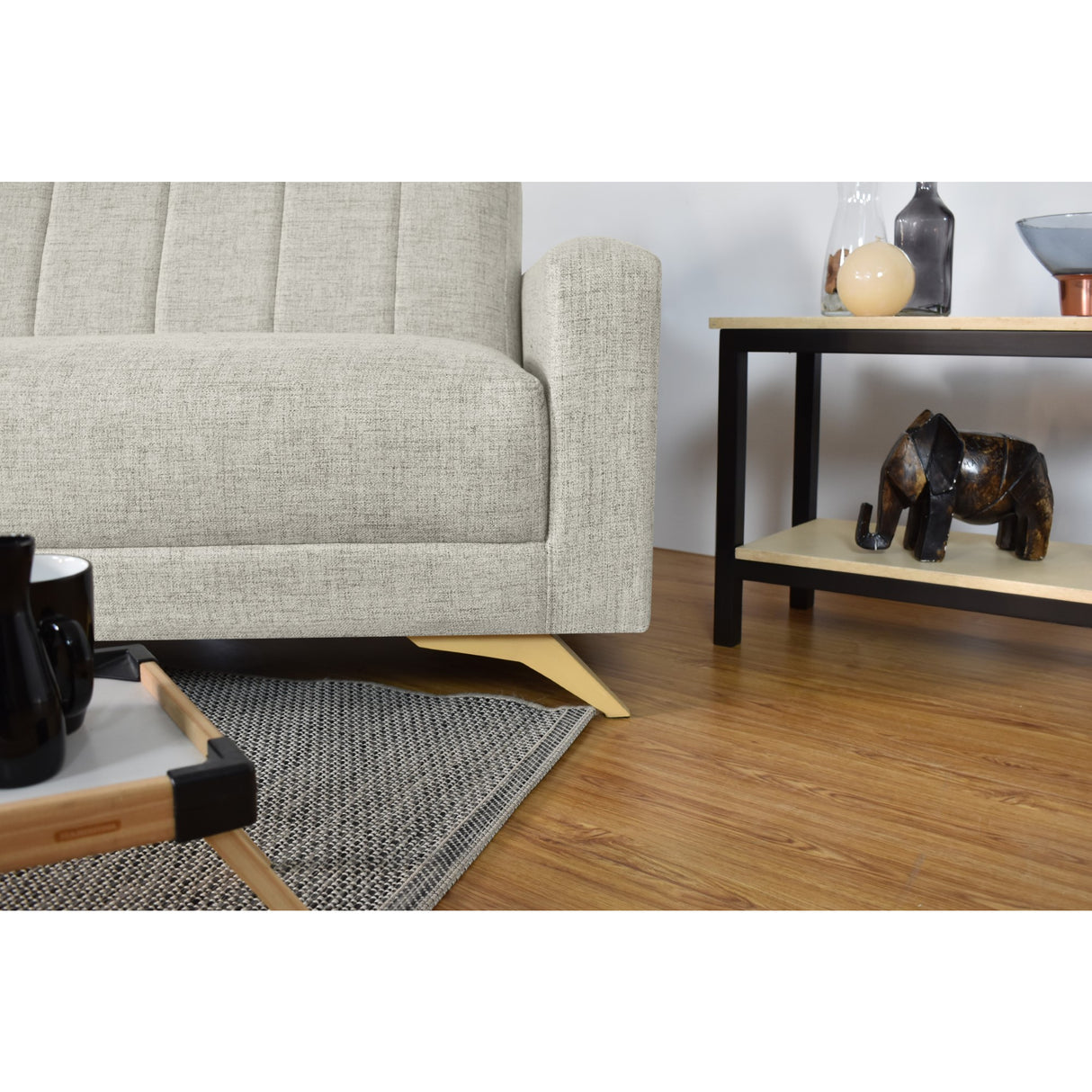 Sofá Cama Dominic Taupe Dicosta y Matiz Natural 206x80cm de Tres Puestos Reclinable con Apoya Brazos