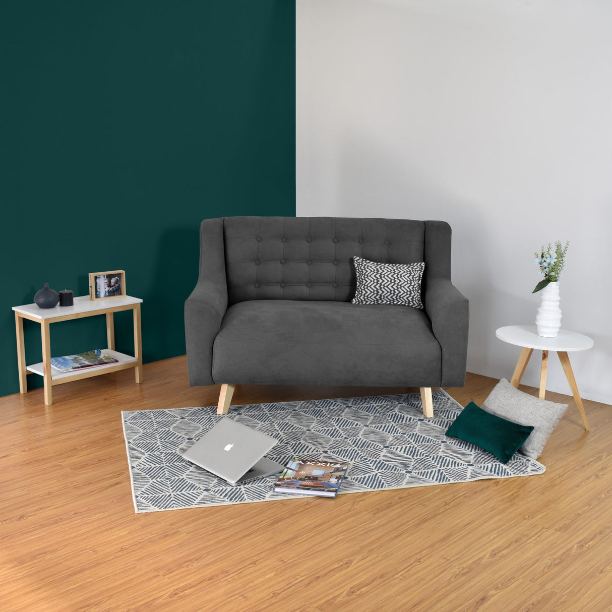 Sofá Marruecos Gris Dorsey y Matiz Natural 140x92cm de Dos Puestos con Apoya Brazos