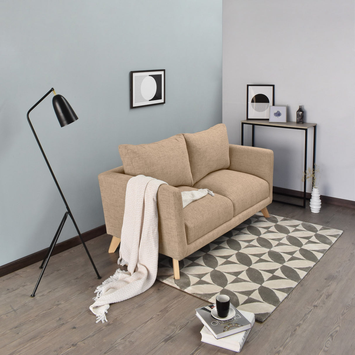 Sofá Montecarlo Beige Dicosta y Matiz Natural 170x90cm de Tres Puestos con Apoya Brazos