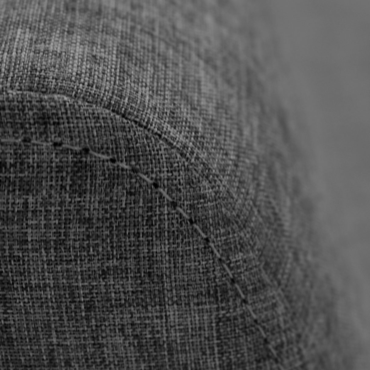 Sofá Nova Gris Duster y Matiz Natural 100x70cm de Dos Puestos sin Apoya Brazos