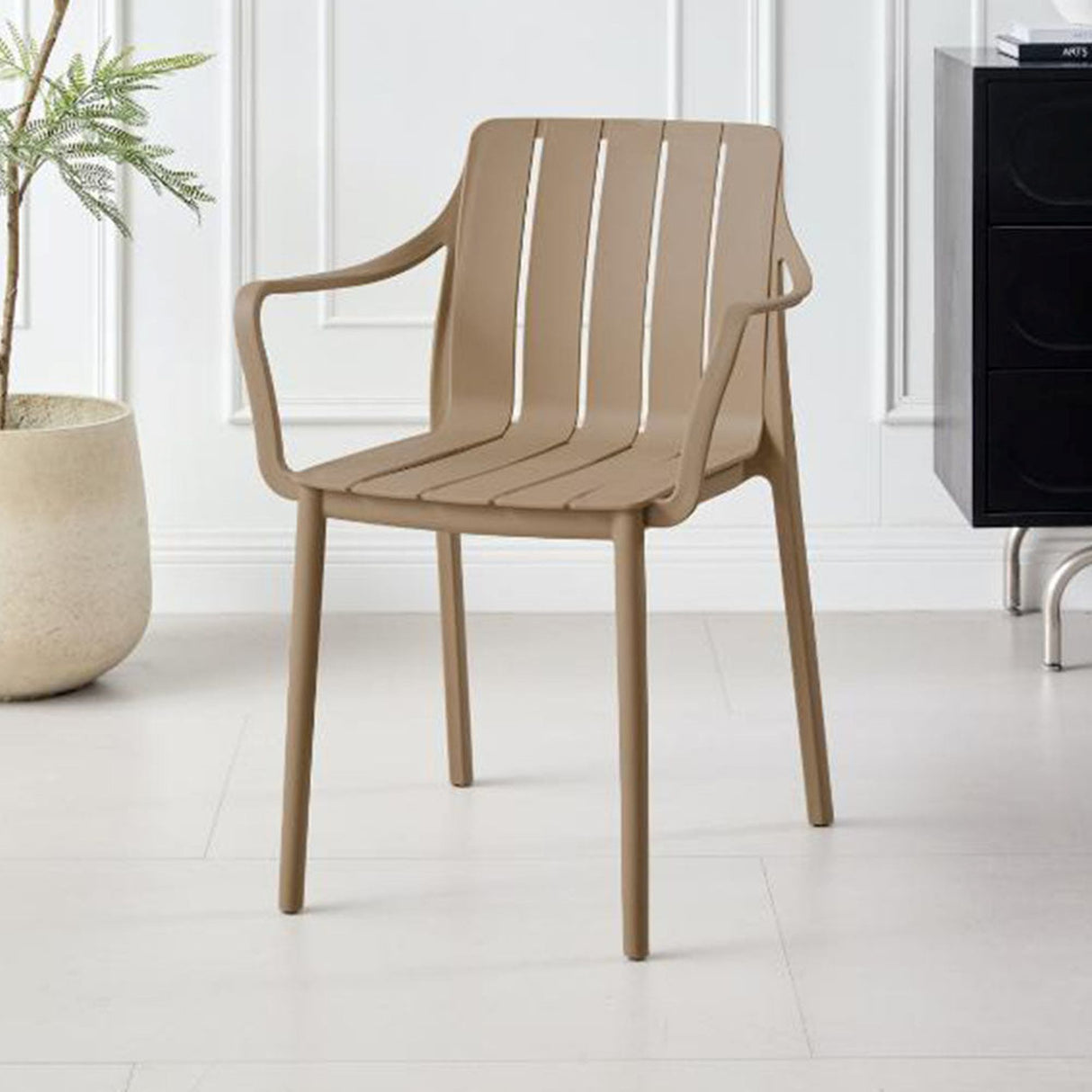 Silla para Exteriores Alice Taupe 57x80cm con Apoya Brazos y con Espaldar