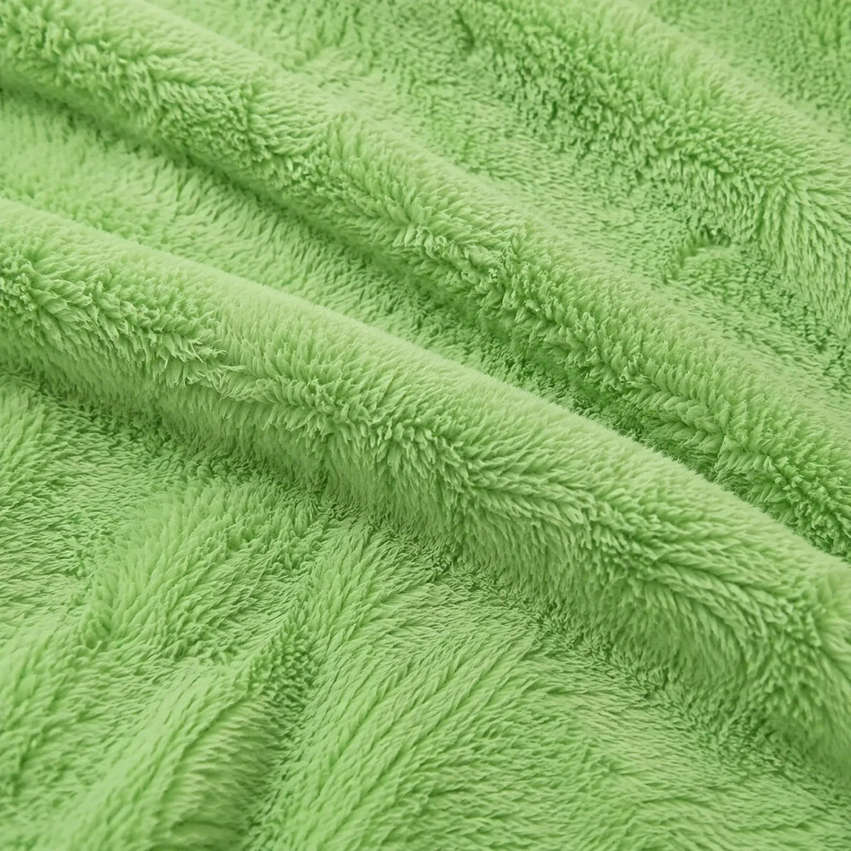 Cobija Piel de Durazno Verde Lima 180x200cm Fondo Entero Térmica