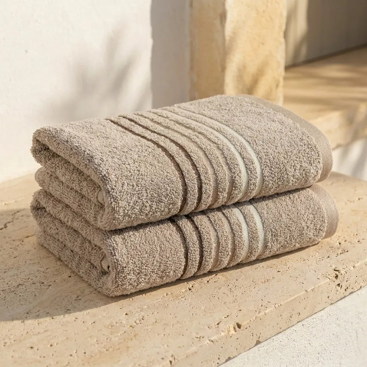 Toalla de cuerpo café Mediterráneo 70x130 cm en algodón 550 g
