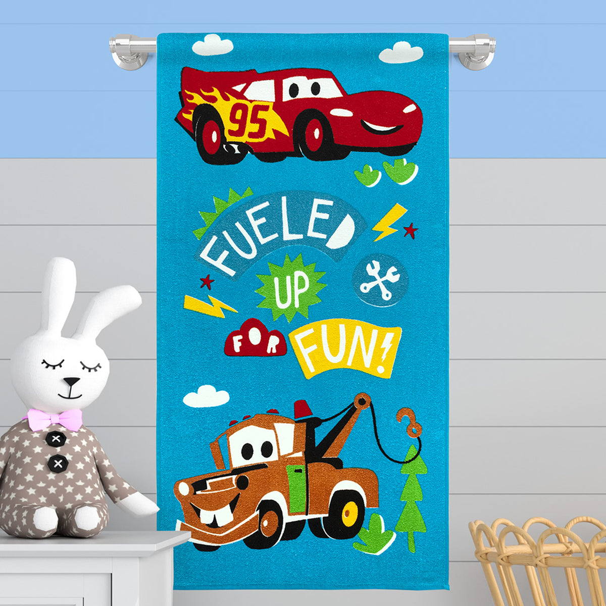 Toalla infantil azul Rayo McQueen en coral fleece 60x120 cm