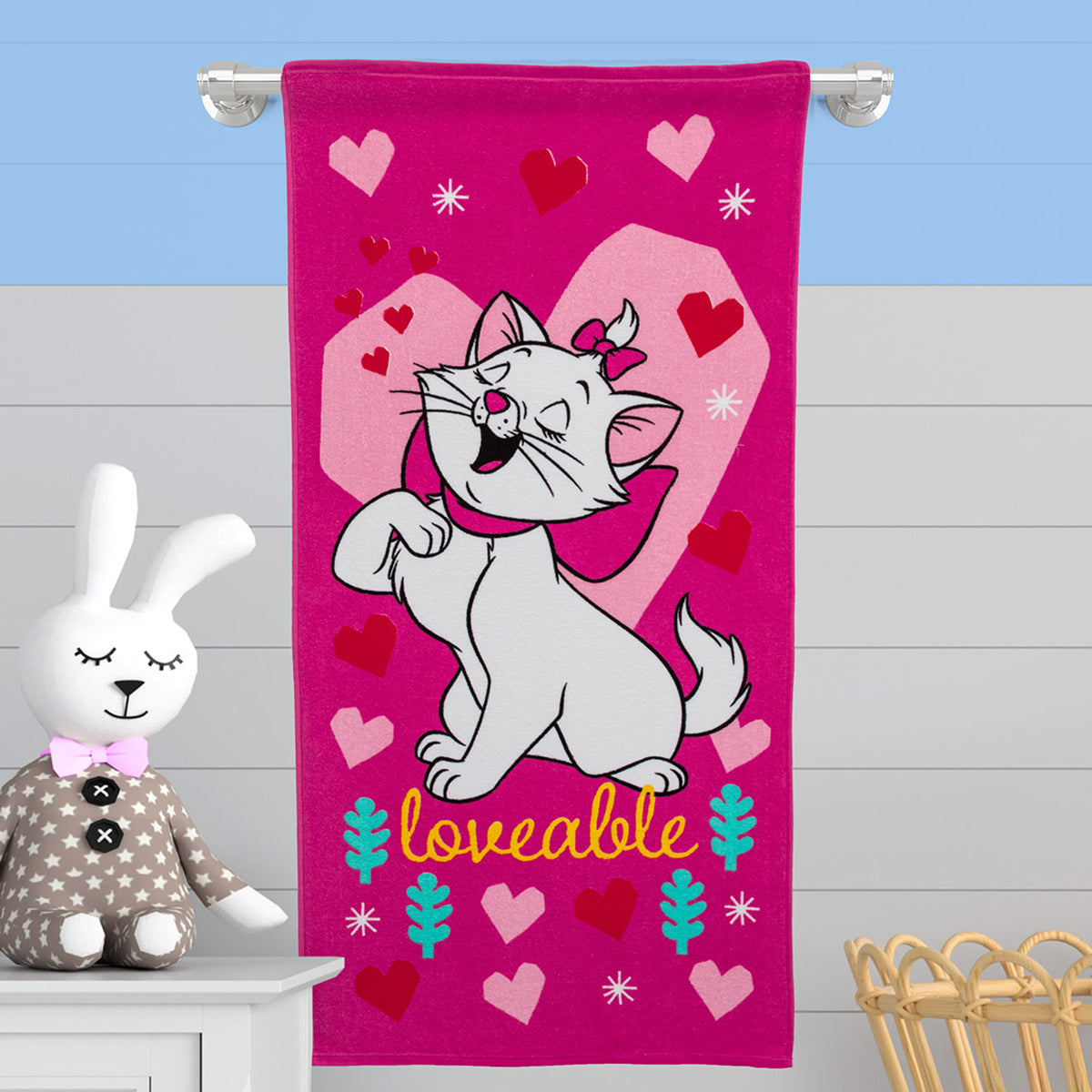 Toalla infantil rosada de gatos en coral fleece 60x120 cm
