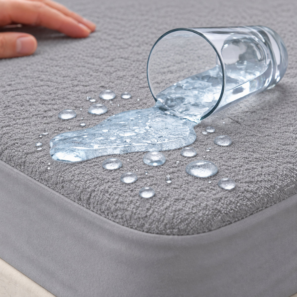 Combo protector de colchón semidoble gris impermeable 120x190 cm con 2 protectores de almohada