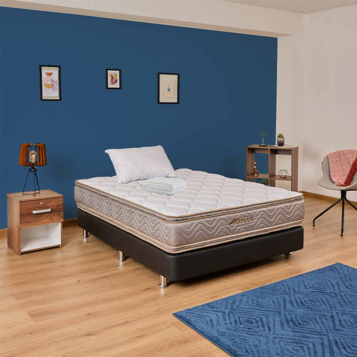Colchón Galaxy Beige y Plata Semidoble 120 cm con Una Almohada y Protector - Combos Habitacion | Bylmo