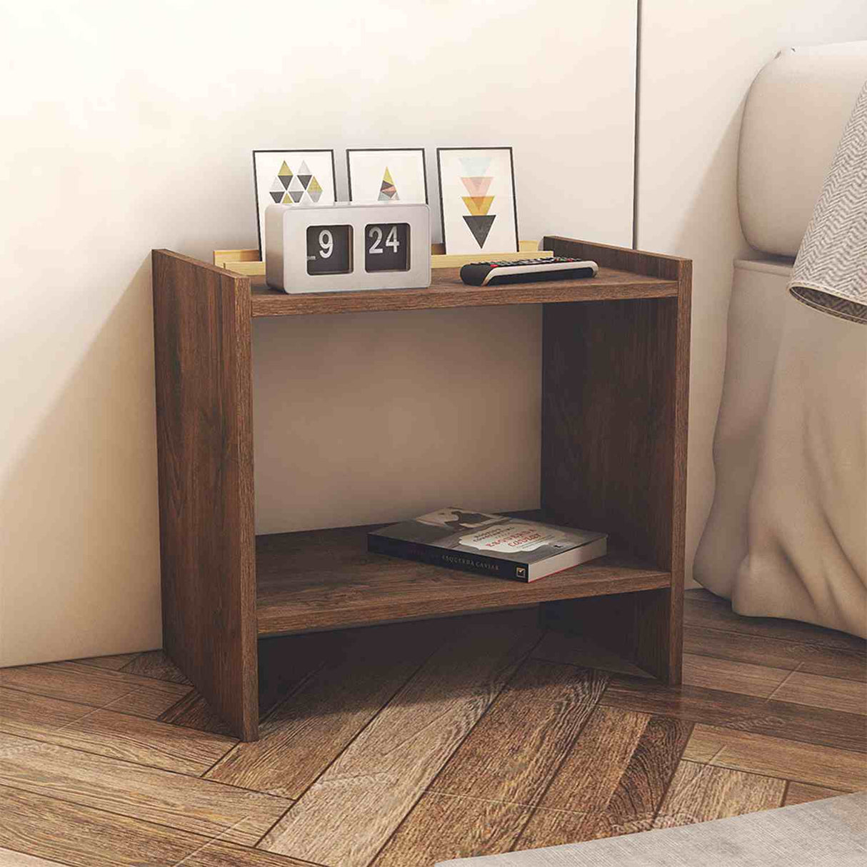 Mesa de Noche Orleans Nogal 45 cm con Entrepaño - Mesas de Noche | Bylmo