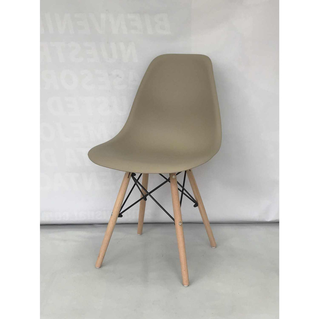 Set x 2 Sillas DKR Beige 47x81cm Asiento Cuadrado con Espaldar - Sillas y Butacos | Bylmo