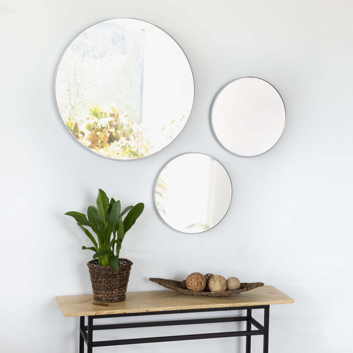 Set x 3 Espejos Visee Redondo Plata 60x60cm con Marco Metálico - Espejos Decorativos | Bylmo