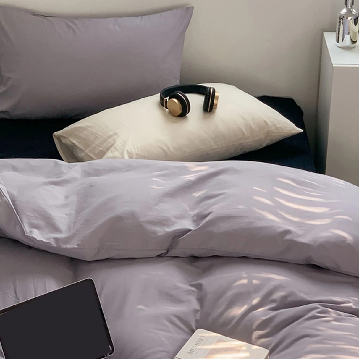 Duvet Lilis Gris Claro Para Cama Doble 140x190cm - Tendidos y Cubrelechos | Bylmo