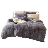 Edredón Fabre Gris Claro Crema Para Cama Doble 140x190cm - Tendidos y Cubrelechos | Bylmo