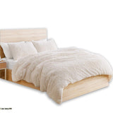 Edredón Fabre Crema Para Cama King 200x190cm - Tendidos y Cubrelechos | Bylmo