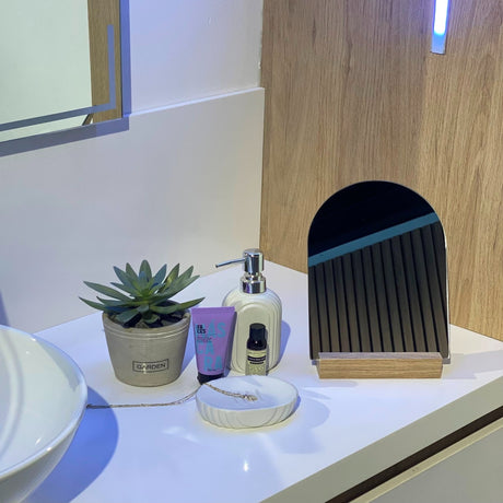 Espejo Noruega 25x18cm Rectangular Con Base En Madera - Espejos Decorativos | Bylmo