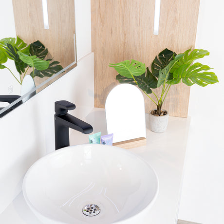 Espejo Noruega 25x18cm Rectangular Con Base En Madera - Espejos Decorativos | Bylmo