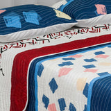 Cubrelecho Español Ambete Gris y Rojo de Líneas Étnicas Para Cama Semidoble 120 X 190 Cm - Tendidos y Cubrelechos | Bylmo