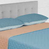 Cubrelecho Doble Faz Convex Azul y Palo de Rosa Para Cama Queen 160 X 190 Cm Fondo Entero - Tendidos y Cubrelechos | Bylmo