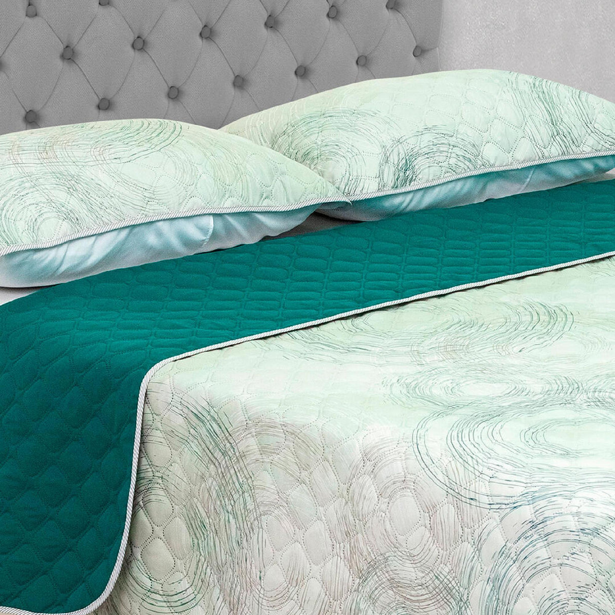 Cubrelecho Doble Faz Barcelona Verde Para Cama King 200 X 200 Cm de Círculos - Tendidos y Cubrelechos | Bylmo