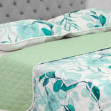 Cubrelecho Doble Faz Barcelona Verde Claro Para Cama King 200 X 200 Cm de Flores - Tendidos y Cubrelechos | Bylmo