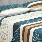 Cubrelecho Doble Faz Style Azul y Blanco Para Cama Doble 140 X 190 Cm de Líneas Entrelazadas - Tendidos y Cubrelechos | Bylmo