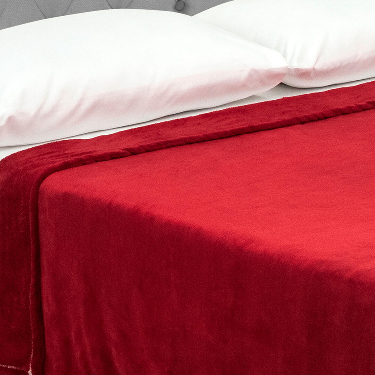Cobija Piel de Durazno Rojo 180x200cm Fondo Entero Extrasuave - COBIJAS Y MANTAS | Bylmo