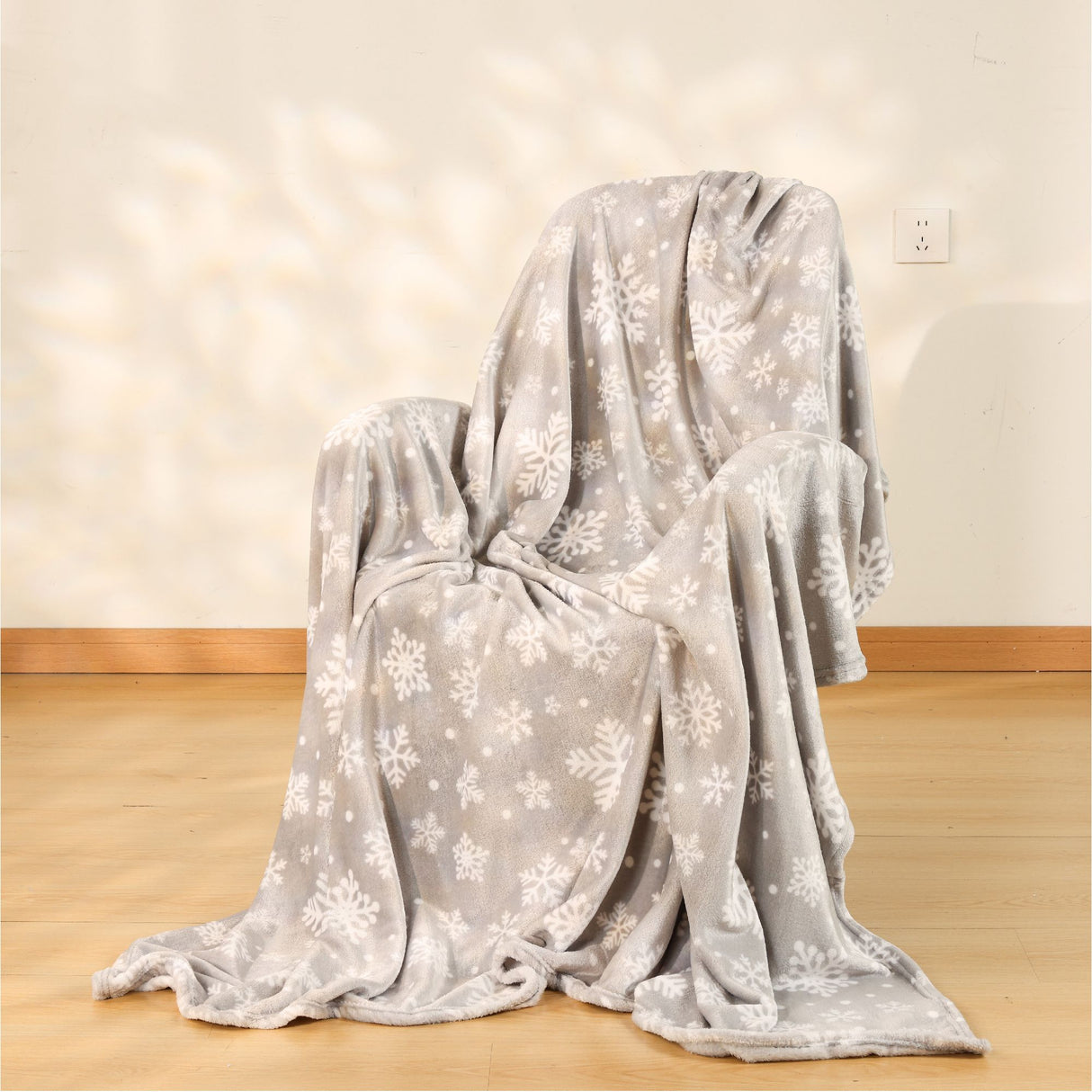 Cobija Christmas Copos De Nieve Gris 180x200cm Muy Suave y Ligera - COBIJAS Y MANTAS | Bylmo