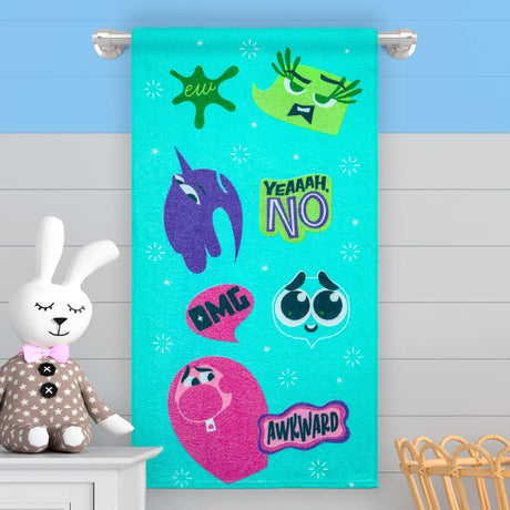 Toalla Infantil de Cuerpo Sentimientos Al Límite Multicolor 60x120cm Disney - TOALLAS | Bylmo